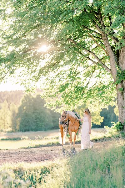 Wedding photographer Lina Johansson (linajohansson). Photo of 20 December 2021