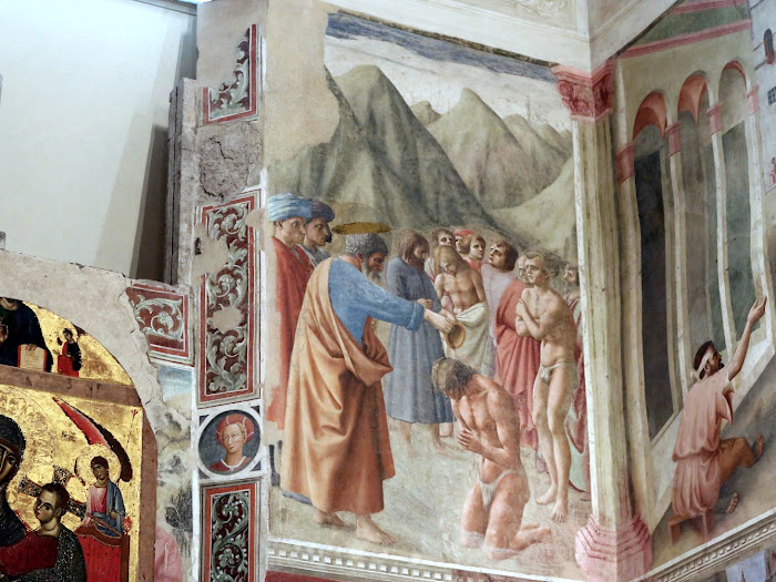 Masaccio, Il battesimo dei neofiti, affresco nella Cappella Brancacci, Santa Maria del Carmine, Firenze (adestra particolare della Guarigione dello zoppo e la resurrezione di Tabita (Masolino)