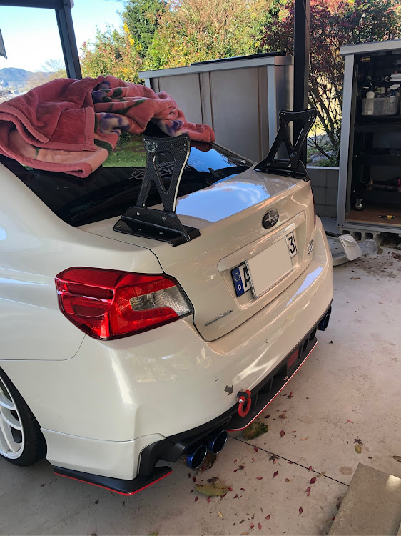 WRX S4のコロナウイルスに負けるな・DIY・GTウイング・カーボンに関するカスタム事例の投稿画像4枚目