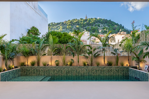 Maison avec piscine et jardin 2