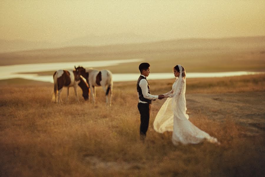 婚禮攝影師Daniyar Zhanzhumanov（daniyarpro）。2020 1月6日的照片