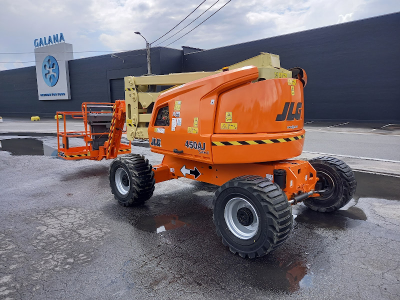 Picture of a JLG 450AJ