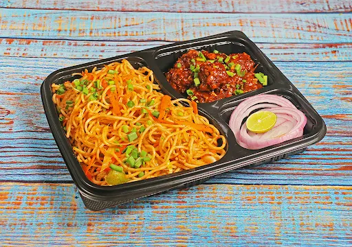 Veg Noodles With Manchurian [Serves 1]