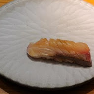 初魚 鮨