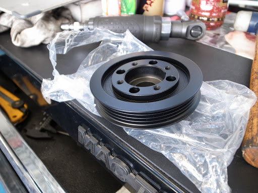 Subaru R1 Crank Pulley Replaced