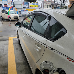 プリウス G's