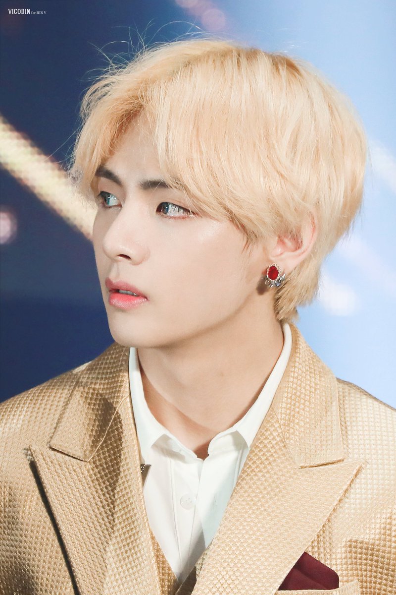 Here s 20 Photos Of BTS  Rockin The Classic Blonde  