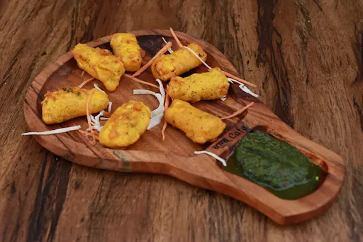 Paneer Pakoda [8 Pcs]