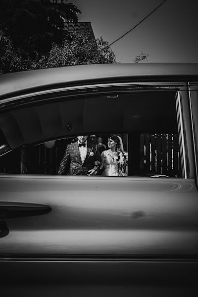 Fotógrafo de casamento Marta Glinicka-Kołomyjska (czulekadry). Foto de 14 de agosto 2020