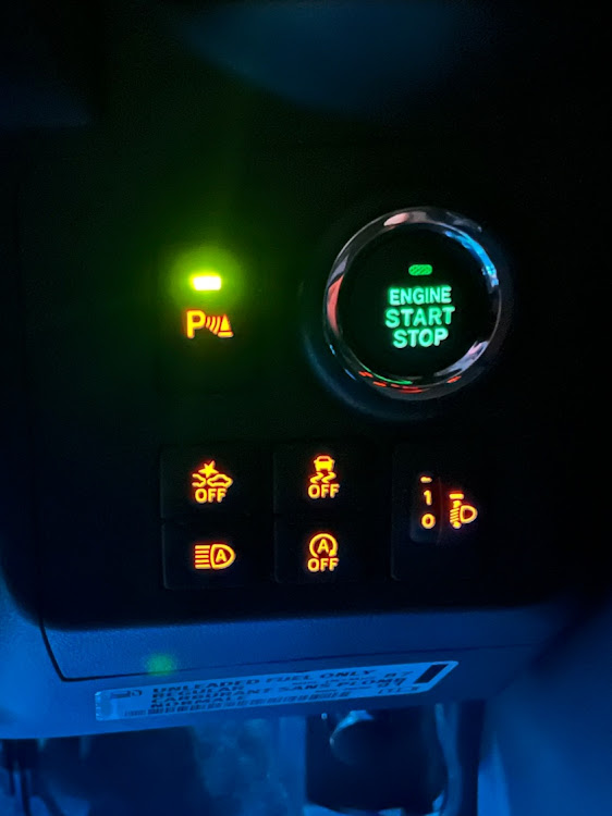 ミラ トコットのLED 打ち替え・アイスブルーLED・ピンクLED・スイッチ類LED・パワーウィンドウスイッチに関するカスタム事例の投稿画像15枚目