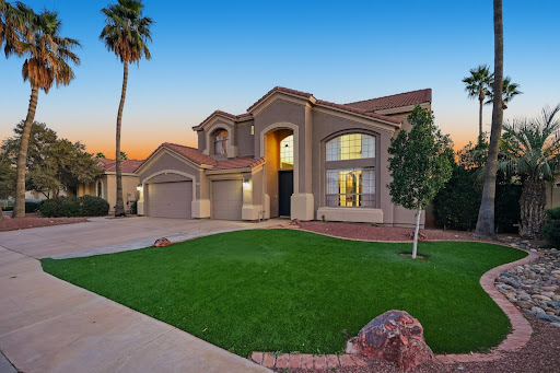 House with pool 1