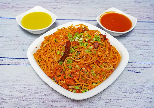 Schezwan Chicken Noodles