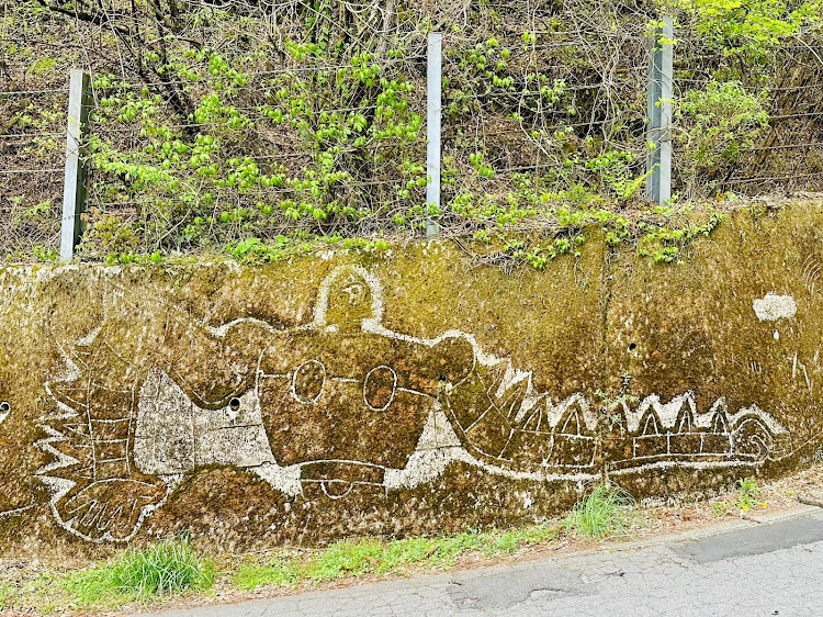 ワゴンRスティングレーの苔アートとコラボ・愛車の横顔・BOLDエアサス・軽ドレに関するカスタム事例の投稿画像5枚目