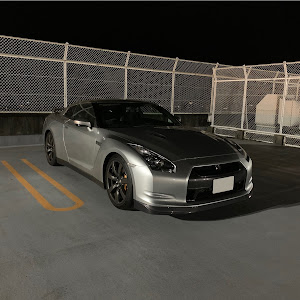 NISSAN GT-R R35