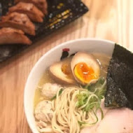 Totto Ramen 鳥人拉麵(中山店)