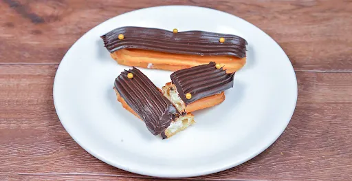 Classic Eclair