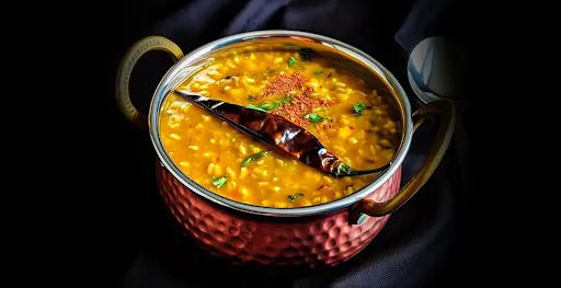 Dal Kolhapuri