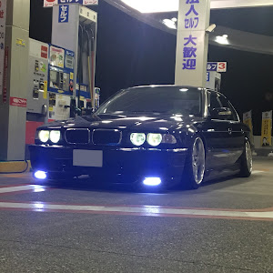 7シリーズ E38