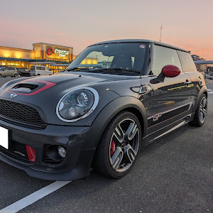 ミニ ハッチバック JCW