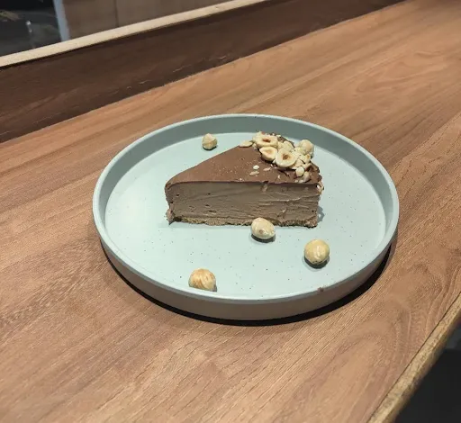 Hazelnut Cheesecake [1 Slice]