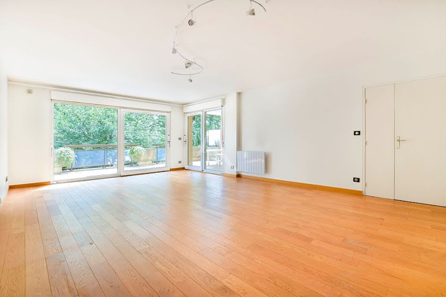 Location  appartement 3 pièces 87.4 m² à Le Mée-sur-Seine (77350), 1 490 €