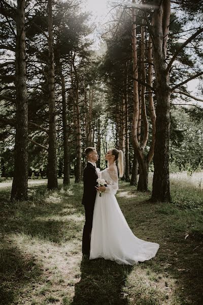 Jurufoto perkahwinan Roman Eremeev (eremeevwedding). Foto pada 30 Julai 2022