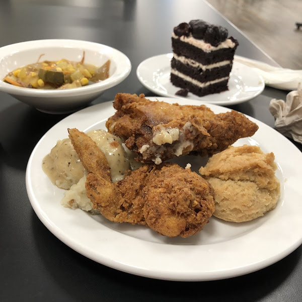 Gluten-Free at Kitchen West (UNT Dining Hall)