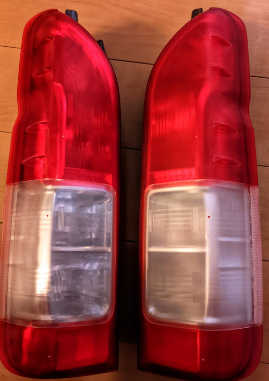 ハイエースバンのカズキオート・テールランプ塗装・DIY・ハイエースカスタムに関するカスタム事例の投稿画像4枚目