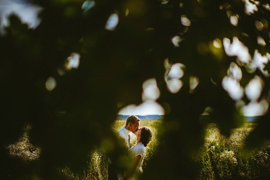 Wedding photographer Evgeniy Flur (fluoriscent). Photo of 23 October 2014