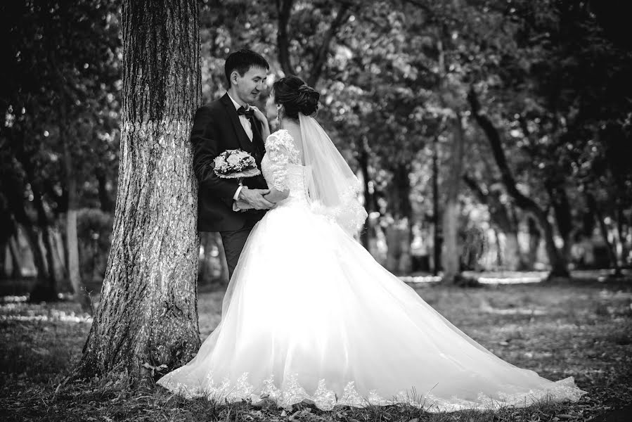 Photographe de mariage Almaz Zikirin (zikirin). Photo du 16 mars 2020