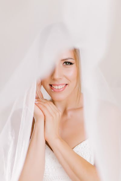 Wedding photographer Liliana Arseneva (arsenyevaliliana). Photo of 1 December 2020