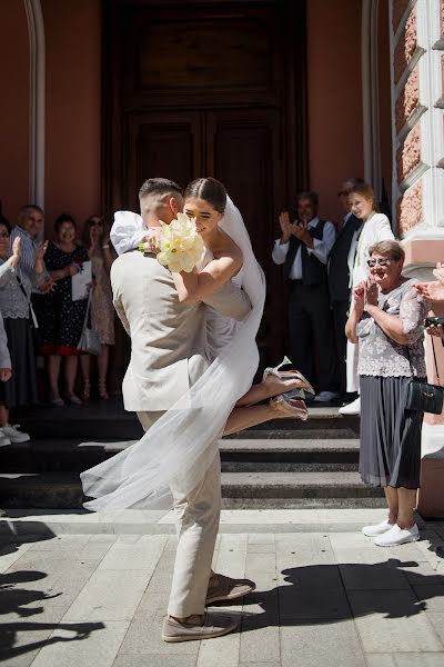 Wedding photographer Yuliya Siverina (juisi). Photo of 8 September 2022