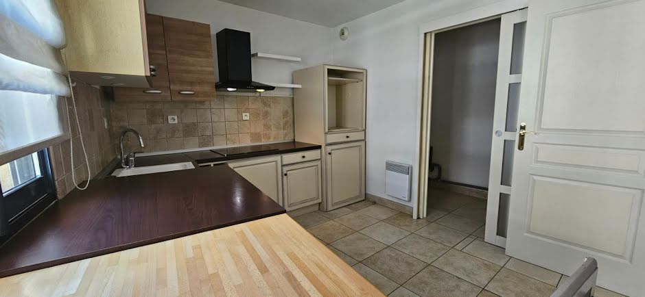 Vente appartement 3 pièces 95 m² à Six-Fours-les-Plages (83140), 334 000 €