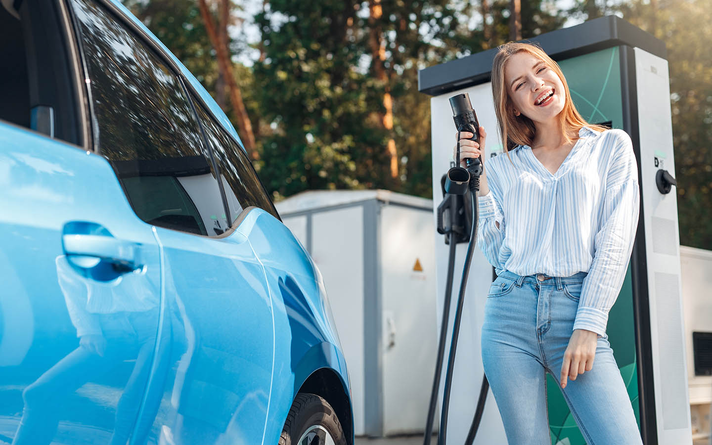 use the ev charging station while shopping, eating or running errands