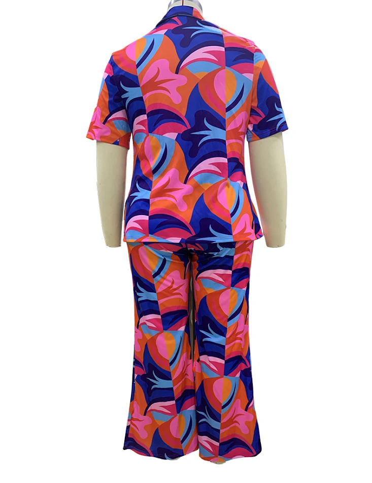 Dames casual set met bedrukte shirt met korte mouwen en broek, comfortabele en stijlvolle outfit voor dagelijks gebruik, perfect voor een relaxte look.