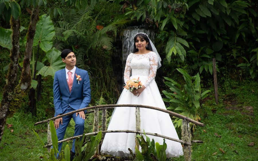 Fotógrafo de bodas Alejandra Choque (aleysunikon). Foto del 29 de junio 2023