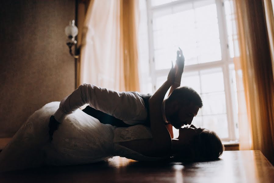 Fotógrafo de casamento Volodymyr Harasymiv (vharasymiv). Foto de 30 de dezembro 2020