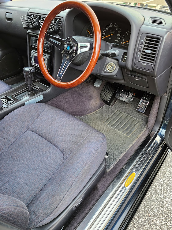 グロリアのハチマルヒーロー・当時仕様・高知に関するカスタム事例の投稿画像3枚目