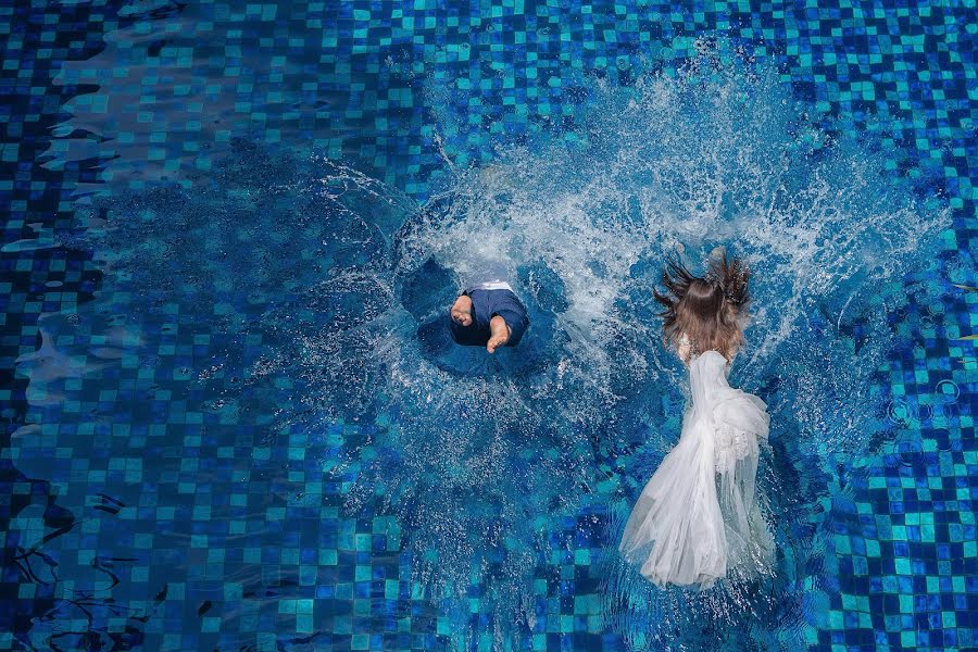 Fotografo di matrimoni Lei Liu (liulei). Foto del 6 marzo 2018