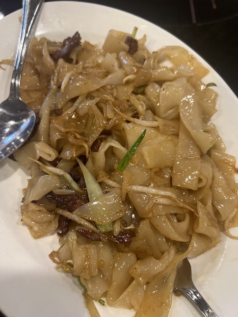 Beef chow foon