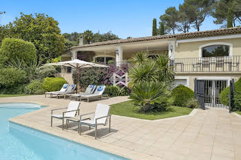 villa à Mougins (06)