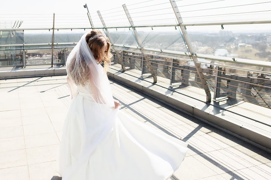 Wedding photographer Valeriy Golubkovich (iznichego). Photo of 7 September 2018