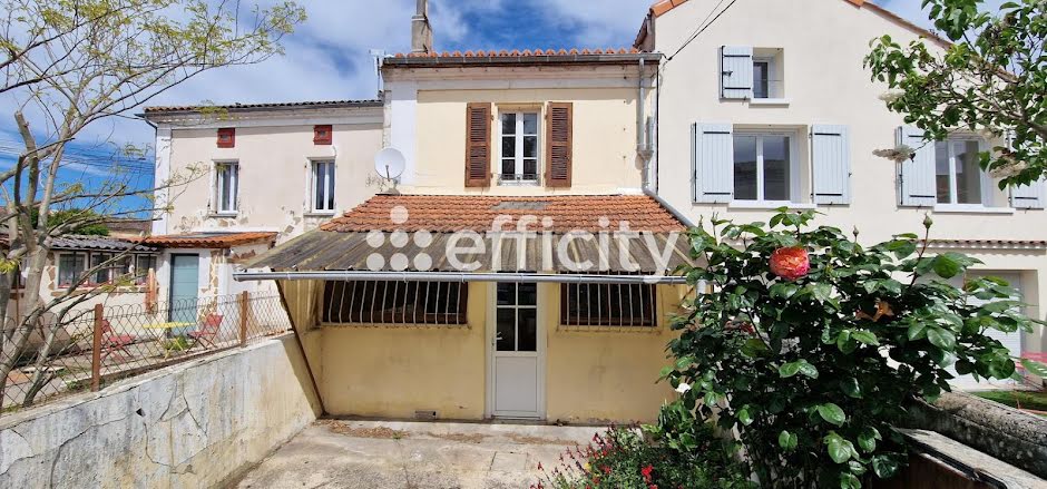 Vente maison 3 pièces 55 m² à Angouleme (16000), 94 900 €