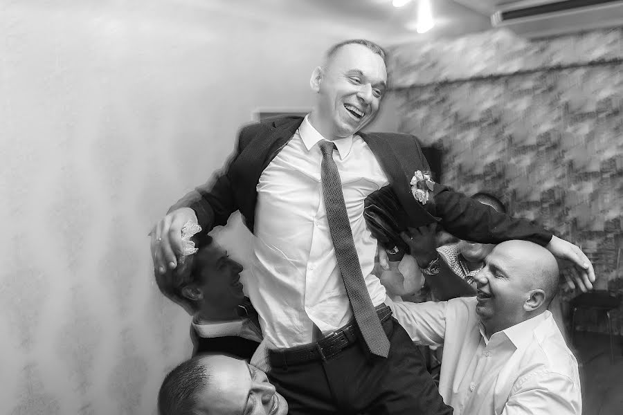 Wedding photographer Leonid Ermolovich (fotoermolovich). Photo of 2 October 2019