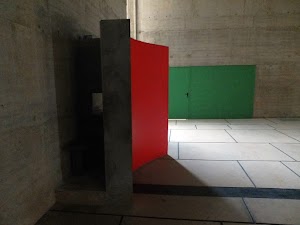 La Tourette - konfesjonał