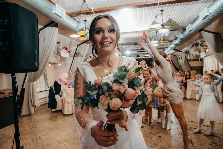 Wedding photographer Irina Kotikova (musphoto). Photo of 1 November 2019