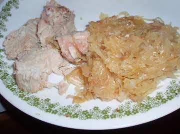 Easy Porkroast & Sauerkraut cooked in A Crockpot