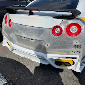 NISSAN GT-R R35