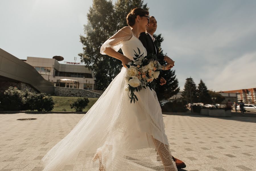 Fotógrafo de casamento Kristina Isaeva (irkkris). Foto de 11 de janeiro