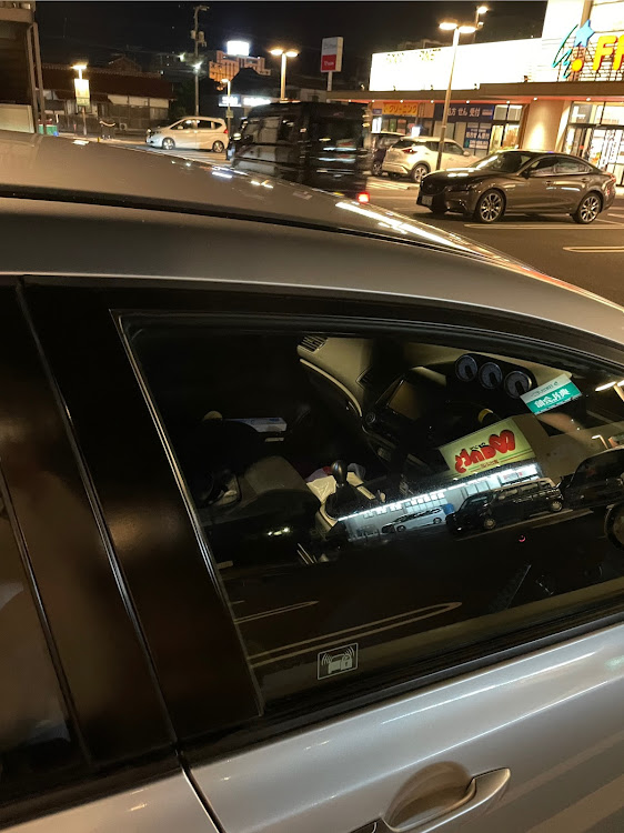 シビックタイプRのボディカラー図鑑・未完成・洗車・FD2・シビックタイプRに関するカスタム事例の投稿画像2枚目